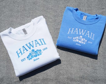Embroidered Hawaii Crewneck Sweatshirt, Embroidered Aloha Sweatshirt, Tropical Beachy Crewneck, Embroidered Hibiscus, Embroidered Honolulu