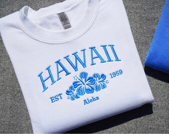 Embroidered Hawaii Crewneck Sweatshirt, Embroidered Aloha Sweatshirt, Tropical Beachy Crewneck, Embroidered Hibiscus, Embroidered Honolulu