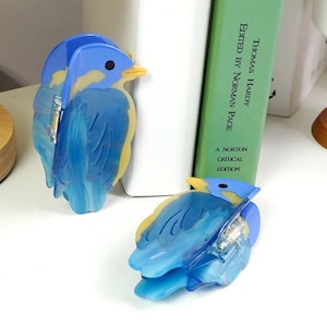 Large hair claw, Bird hair claw, Blue bird hair claw, Cute animal hair claw, Gift idea