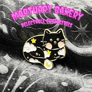 Cat Pin, Cat Lover, Cat Enamel Pin, Black Cat Pin, Black Cat Enamel Pin, Enamel Cat Pin, Enamel Pin Black Cat, Cute Cat Pin