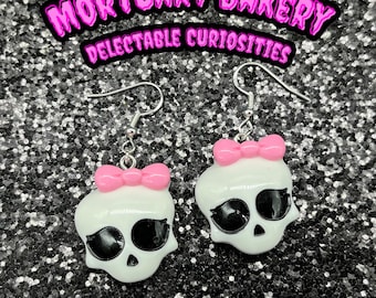 Skull Earrings, Skull Earring, Skull, Earrings, Kawaii Skull Earrings, Tiny Skull Earrings, Skull Art, Skull Charm, Skull Jewelry, Kawaii