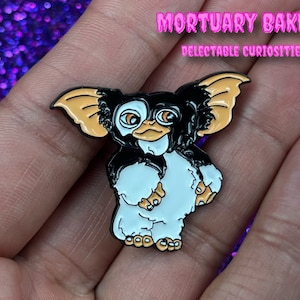 Gizmo Pin, Mogwai, Mogwai Pin, Mogwai Badge, Gremlins, Gremlins Pin, Gizmo