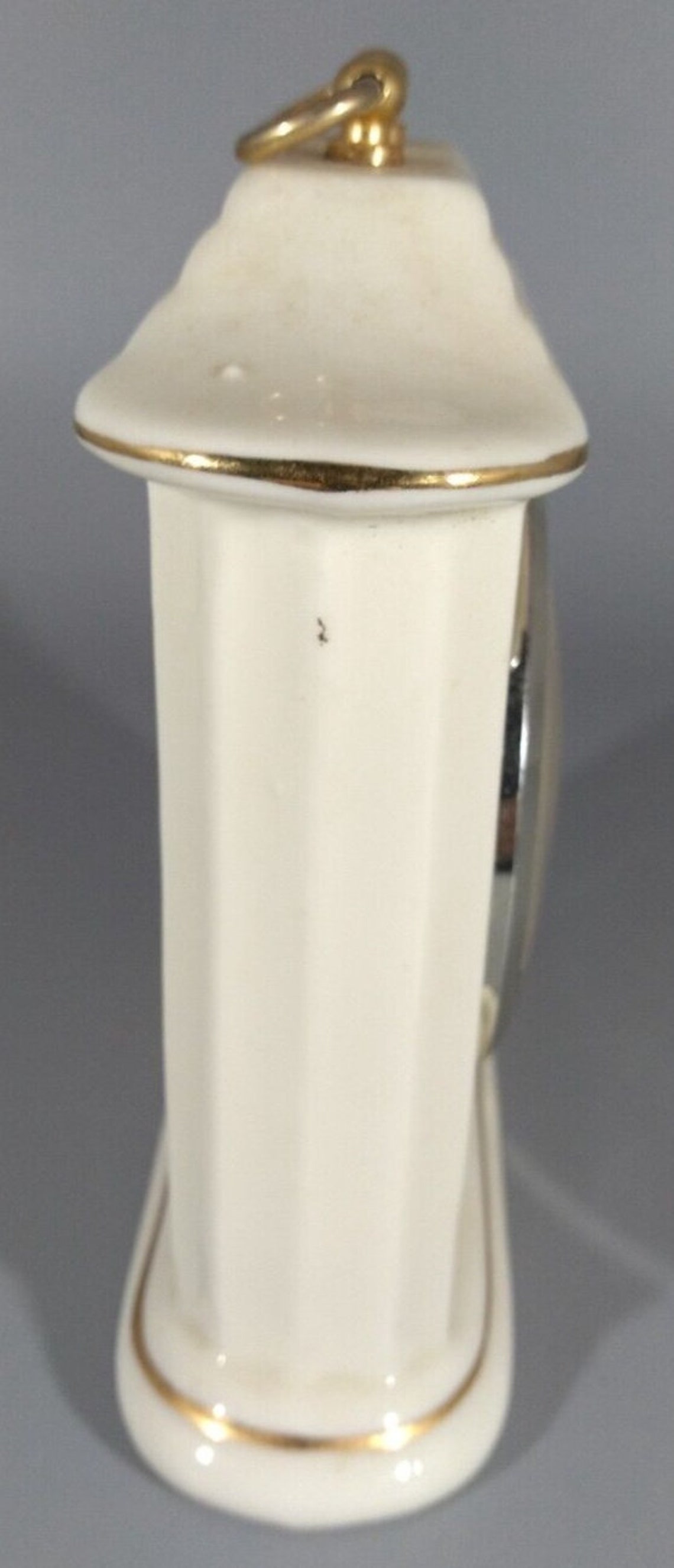 Vintage Quartz Fine China Mantel Clock Made in China 5.5 in Tall 6 in