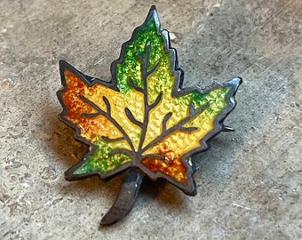 Vintage Sterling Silver Canada Maple Leaf Lapel Pin