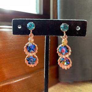 Gorgeous Vintage Rivoli Crystal AB Peacock Blue Turquoise Dangle Clip Earrings - Silver Tone