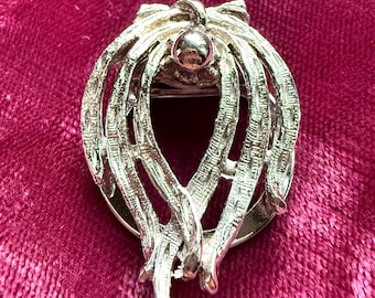 Vintage Silver Tone Scarf Clip by Elizabeth Morrey - Mid Century