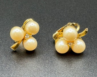 Vintage Faux Pearl Clover Clip Earrings - Gold Tone and Faux Pearl Clips - St. Patrick’s Day