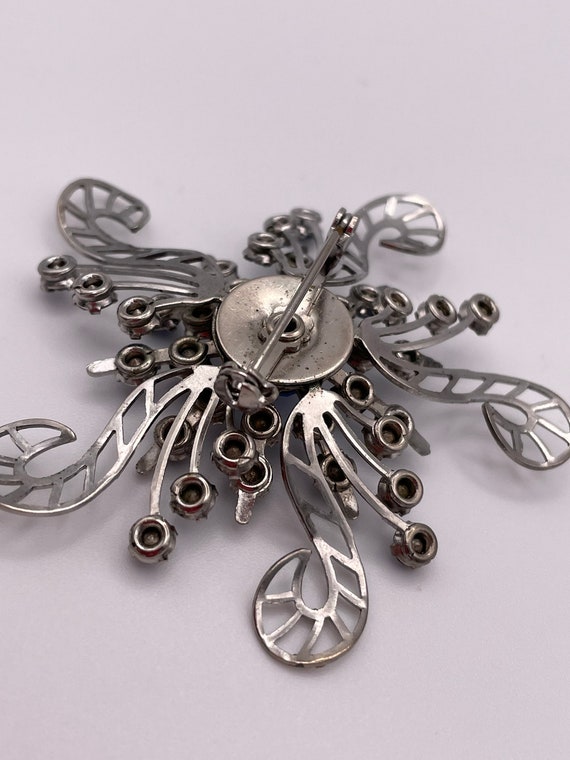 Vintage Silver Tone Brooch with Light Blue Rhines… - image 4