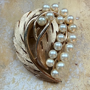 Trifari Pearl Brooch - Etsy
