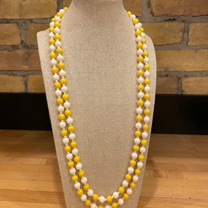 Vintage Yellow and White Plastic Beaded Necklace with Gold Tone Box Clasp