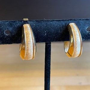 Crown Trifari Signed Gold Tone Clip Earrings