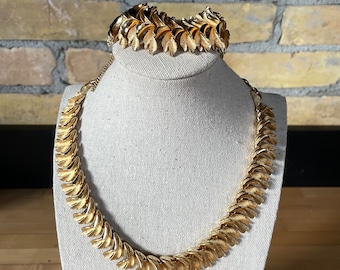 Vintage firmado Francois Coro 1950s oro tono collar y pulsera conjunto - hermosas piezas de declaración