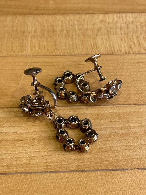 Vintage Rhinestone Drop Dangle Screwback Earrings… - image 9