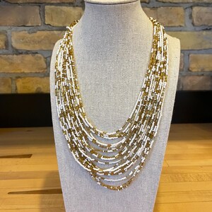Vintage Multi-Strand-Rocailles Perlenkette - Verstellbare Länge - 20 Stränge - Gold und Weiße Perlen