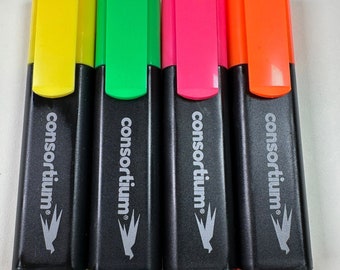 4 Consortium Highlighter Pens Chisel Tip Mutli Coloured Yellow Green Pink Orange
