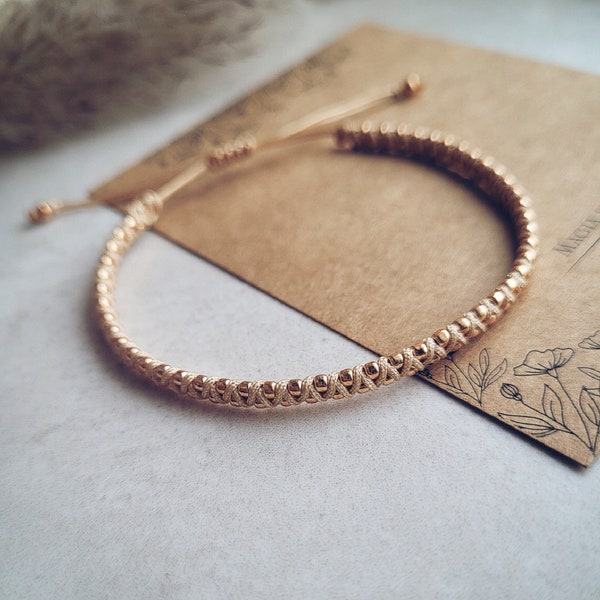 Macrame bracelet with gold toho beads, Beaded bracelet Handwoven Boho chic bracelet, Handmade jewelry Minimalist bracelet for women
