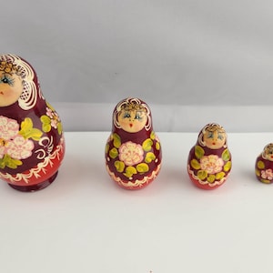 Vintage Original Authentic Russian Handcrafted Nesting Doll 12 Great Condition 90&#39;s