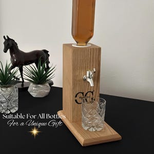 Personalized Whiskey Dispenser - Wooden Alcohol Bottle Pourers - Liquor Dispenser - Whiskey Decanter - Man Cave Decor - Home Bar Gifts
