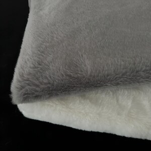 Plush Cat Bed Pillow - Fluffy Cat Bed - Modern Cat Bed - Soft Cat Beds - Cat Tree Mats - Pet Furniture - Pet Supplies - Cat Lover Gift