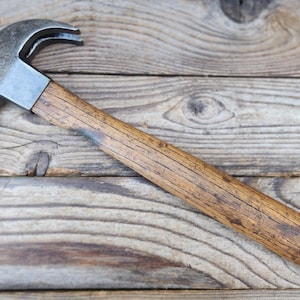 Antiker C. Hammond Stahlguss Klauenhammer mit Holzgriff - Gebogene Kralle