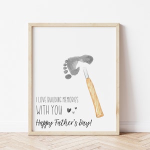 Construire des souvenirs Art de l'empreinte de la main pour la fête des pères, art de l'empreinte de pas, carte de fête des pères, cadeau pour papa, grand-père et oncle, création d'une première empreinte de pas pour la fête des pères