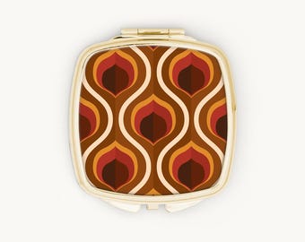 Retro 1970s Compact Mirror, Mid Century Modern Pocket Mirror with Vintage Geometric Curves