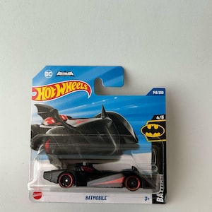 ターマック 1/64 ダットサン ブルーバード 510 ワゴン BRE #46、赤/白