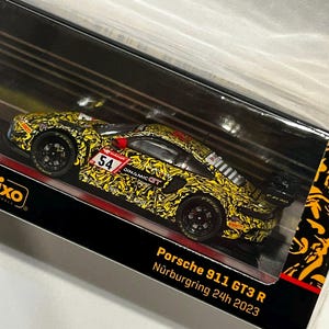 Tarmac 1/64 Porsche 911 GT3 R #54 C.Engelhart/A. Güven/L. Heinrich/L. Vanthoor Nürburgring 24h 2023