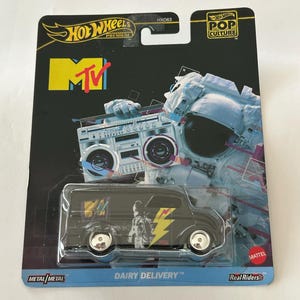 Hot wheels HW 1/64 Dairy Delivery MTV