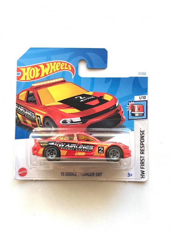 Hot Wheels 15 Dodge Charger SRT 7/250 Small Card