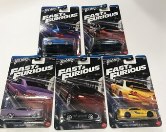 Hot Wheels Fast & Furious 4台セット Amazon.com: Hot Wheels Toy Cars, Premium Fast and Furious