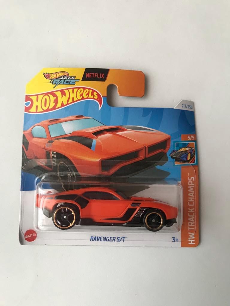Hot Wheels Ravenger S/T 217/250 Small Card