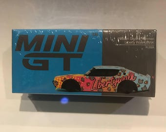 ミニカー MINI GT Bentley Flying Spur Neptune 351 Amazon.com: Bentley Flying Spur w/Sunroof Neptune Blue Metallic w