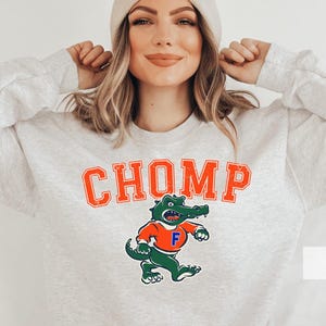 Funny Gator Shirt Women, Men Chomp Florida Sweatshirt,  Football University Shirts, Fl Women&#39;s Apparel, Florida Football T-shirt Men&#39;s Tees