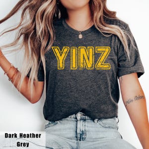 Yinz Shirt Pittsburgh Football Sweatshirt Vintage Crewneck Shirts for Men, Women&#39;s Apparel, Pittsburgh Sweatshirt Fan Gifts PGH, Yinz Tshirt