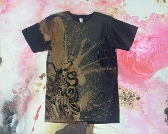 Acid Washed Octopus T-shirt Size Small