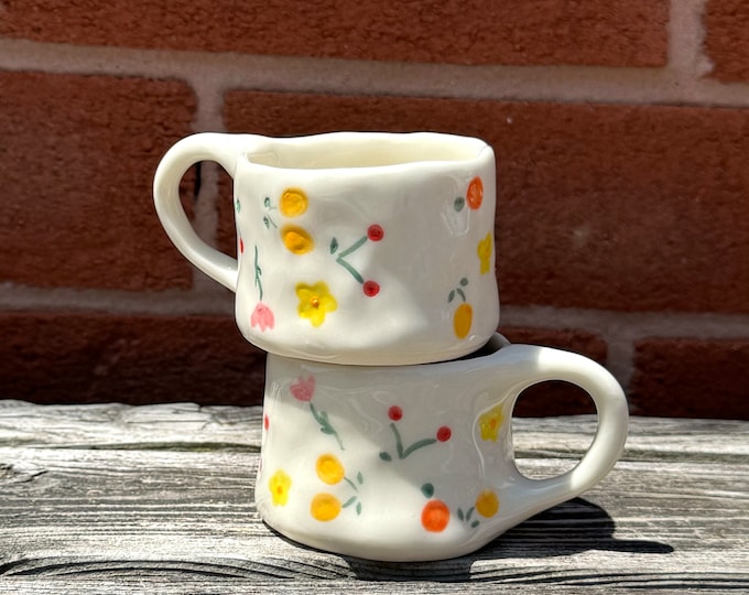 Dainty Flower Mug — Handmade Ceramic Hand Painted Gift - Etsy Canada