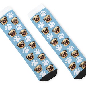 Pug socks for kawaii dog lovers, pug dog lovers gift, pug mom gift, pug dad gift