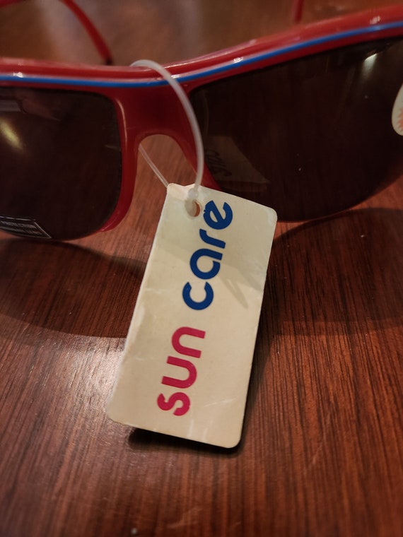 Rad Vintage 80's Red and Blue Sunglasses - image 6