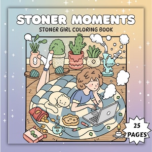 Może przedstawiać: Kolorowa ilustracja kolorowanki zatytułowanej "Stoner Moments Stoner Girl Coloring Book". Obraz przedstawia dziewczynę z laptopem, otoczoną przekąskami, roślinami i kotem. Książka ma 25 stron.