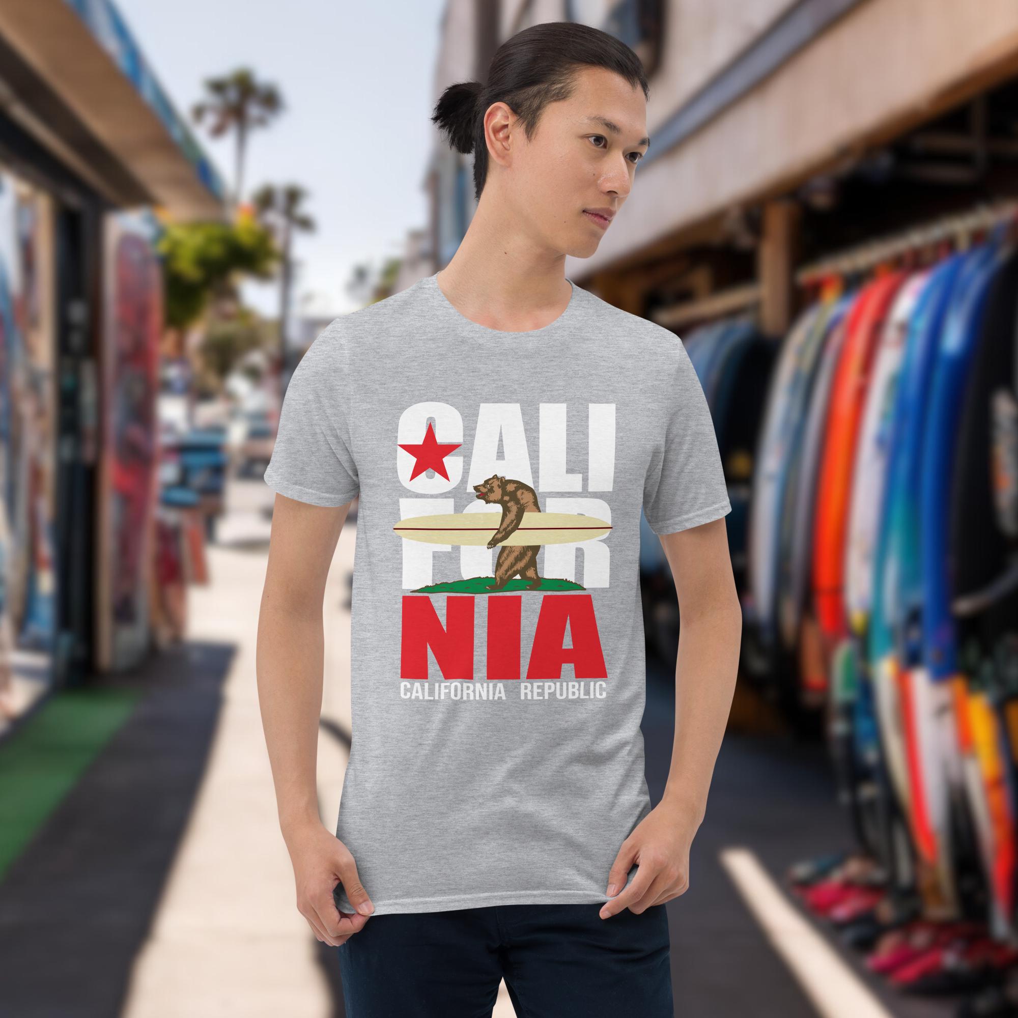 California Republic T-shirt - Vintage State Flag Bear Surfboard