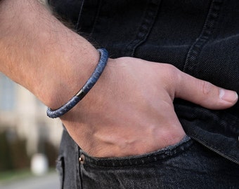 Bracciale da uomo in pelle di pitone blu, chiusura in argento