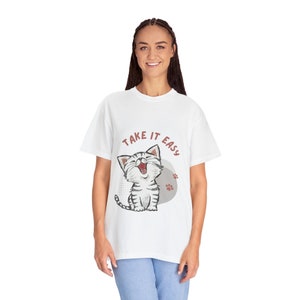 Cat Mom Shirt, Cat Sweatshirt, Cat T-Shirt, Shirt for Cat Mom, Shirt For Cat Lover, Cat Mama Sweater, Cute Cat Hoodie, Cat Lovers Gifts
