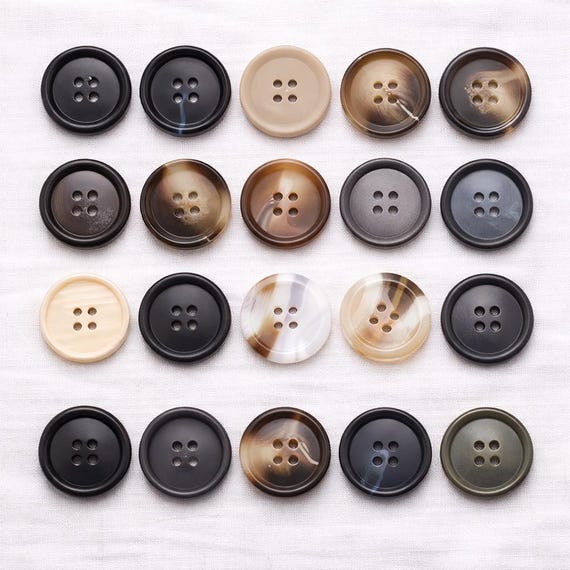 Vintage Resin Buttons Set of 10, 4 Hole Round Sewing Buttons 15mm 18mm 20mm 25mm, Coat Suit Sweater Buttons, Clothing Sewing Supplies