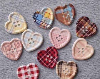 Botões de resina com formato de coração xadrez sortidos, 25 mm | Botões de costura xadrez | Botões fofos para artesanato, scrapbooking e projetos de costura DIY