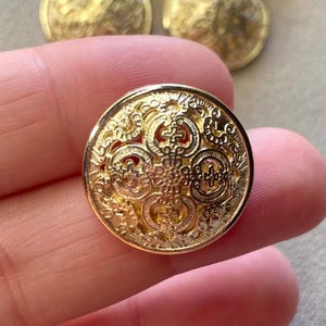 Set aus 10 Metallknöpfen Cutout Vintage Metallic Gold Coat Button 15 mm und 20 mm