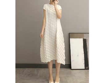 Pleated Midi Long Dress Round Neck Short Sleeve Loose Fit Flexible Designer Miyake Inspired Plisse Timeless Crinkle Elegant Chic Japanese