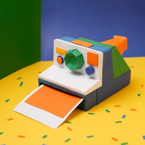 Kreatywna retro zabawa: Szablon SVG dla kasety magnetofonowej Papercraft Camera Decor, Szablon SVG, Dekoracja aparatu 3D, Zestaw DIY, Szablon papieru do aparatu