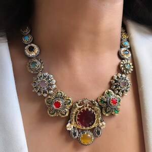 Royal Sabyasachi Neckless/Sabyasachi jewelry/Sabyasachi choker/Navratana Neckless set/bollywood jewelry/Indian choker/Indian wedding set image 3