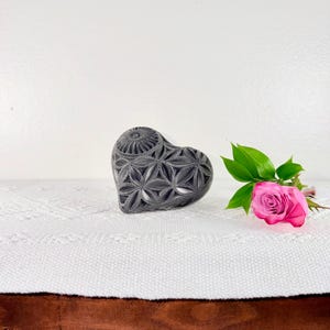 Black Clay Heart Centerpiece, Wall Decor Barro Negro Corazon Decorativo
